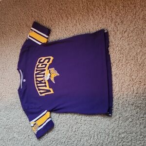 Girls Minnesota Vikings T shirt